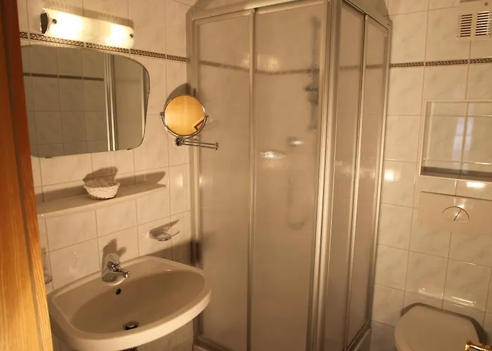 Konukevi Haus Helga Kappl (Landeck)